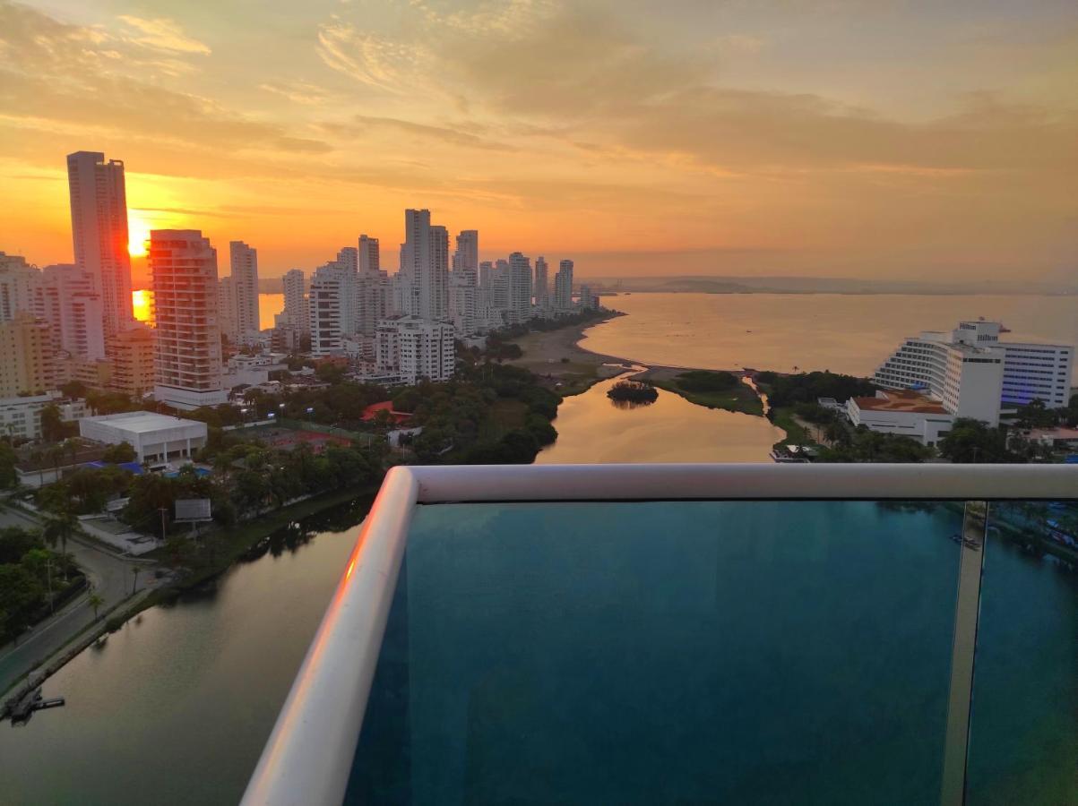 Apartamento De Lujo Con Vista Al Mar - Excelente Ubicacion Cartagena Екстер'єр фото